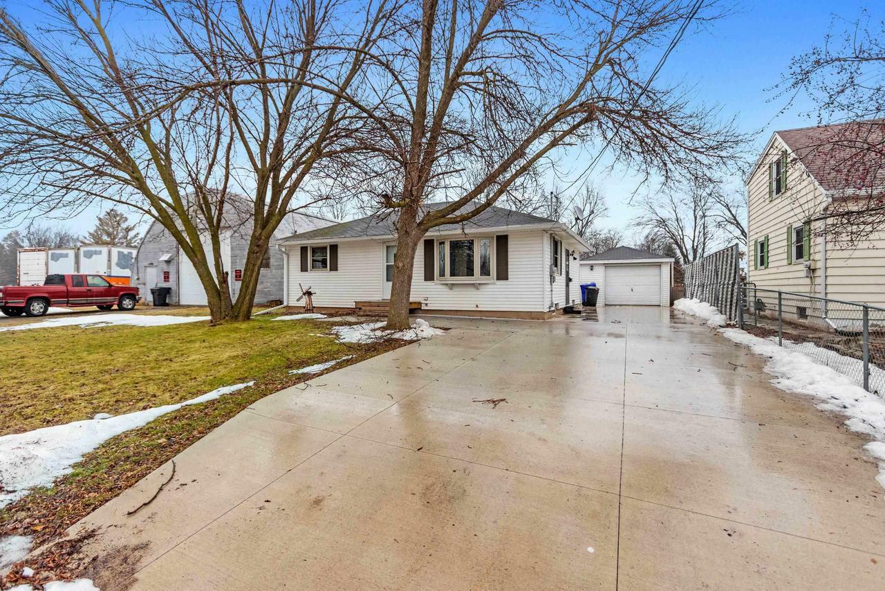 Property Photo:  1500 North Ullman Street  WI 54911 