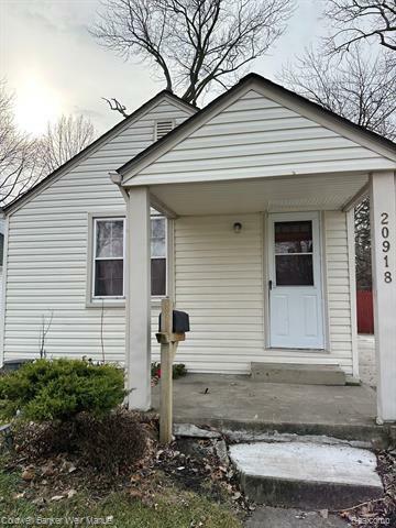 Property Photo:  20918 Hollywood Street  MI 48225 