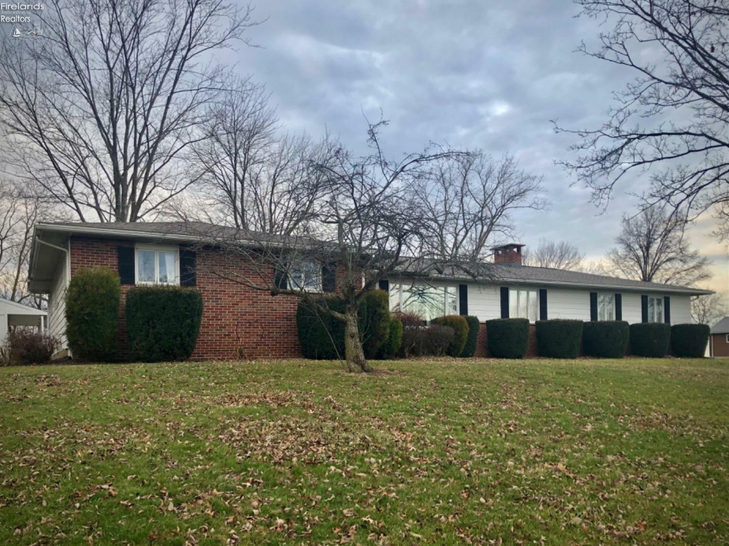Property Photo: 12 Hilltop Court OH 44847