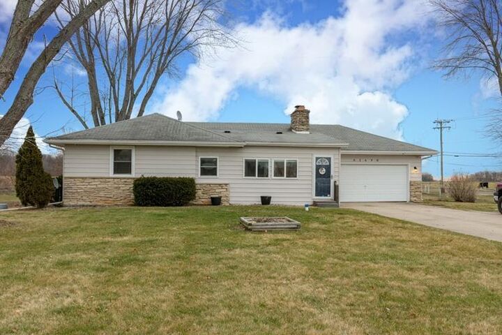 61490 Bremen Highway  Mishawaka IN 46544-9309 photo