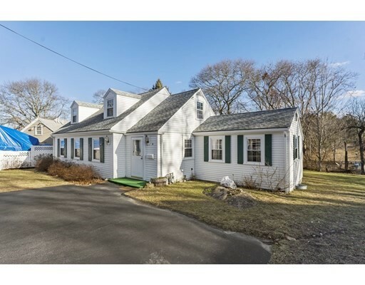 Property Photo:  8 Blueberry Rd  MA 02532 