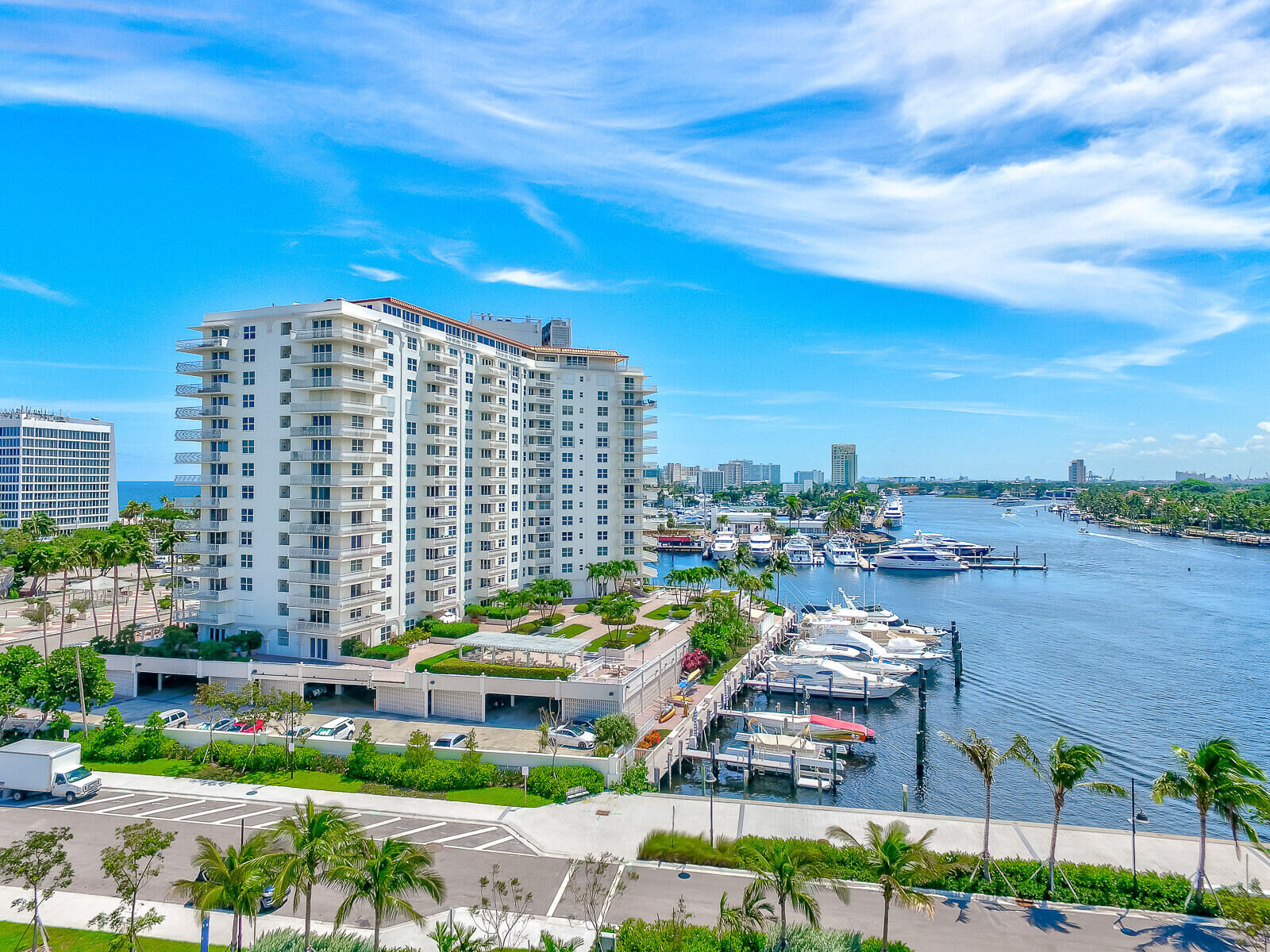 Property Photo: 1 Las Olas Circle 808 FL 33316