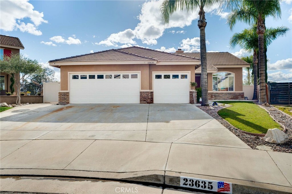 Property Photo:  23635 Silkwood Court  CA 92562 