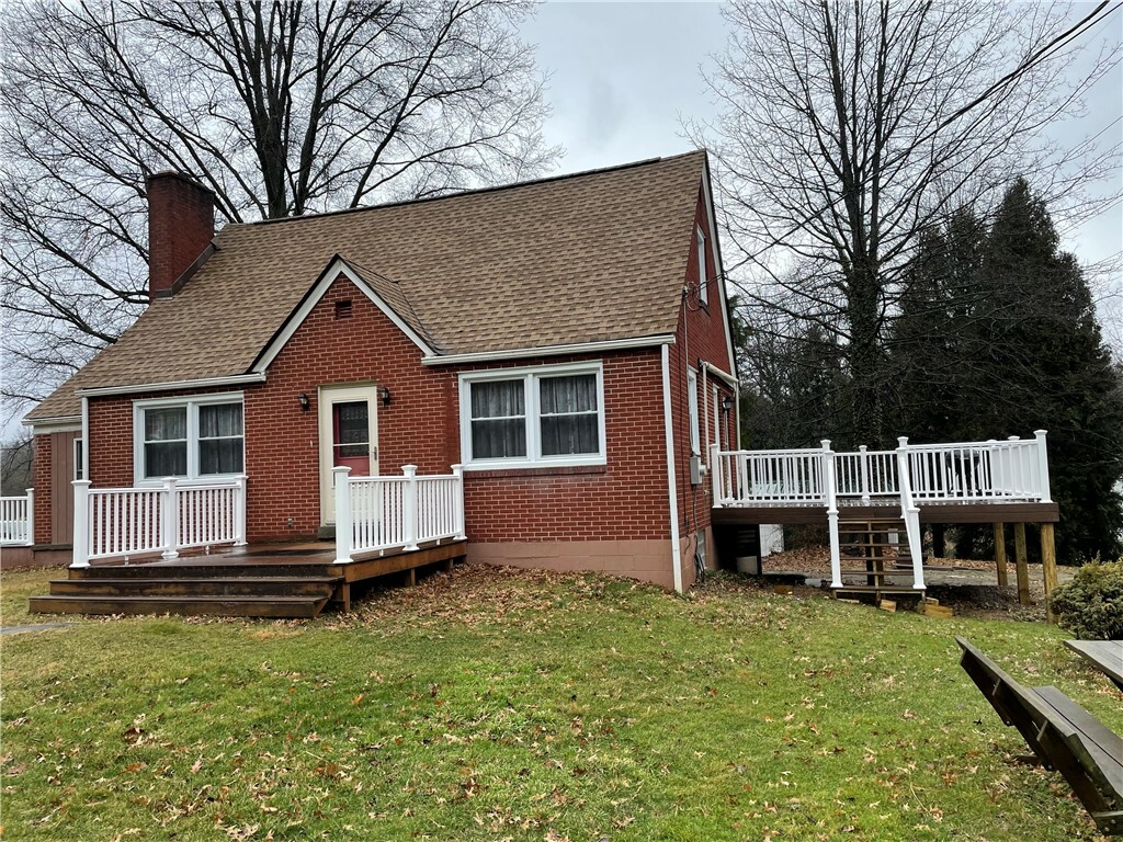 Property Photo:  584 Beech Hills Rd  PA 15601 