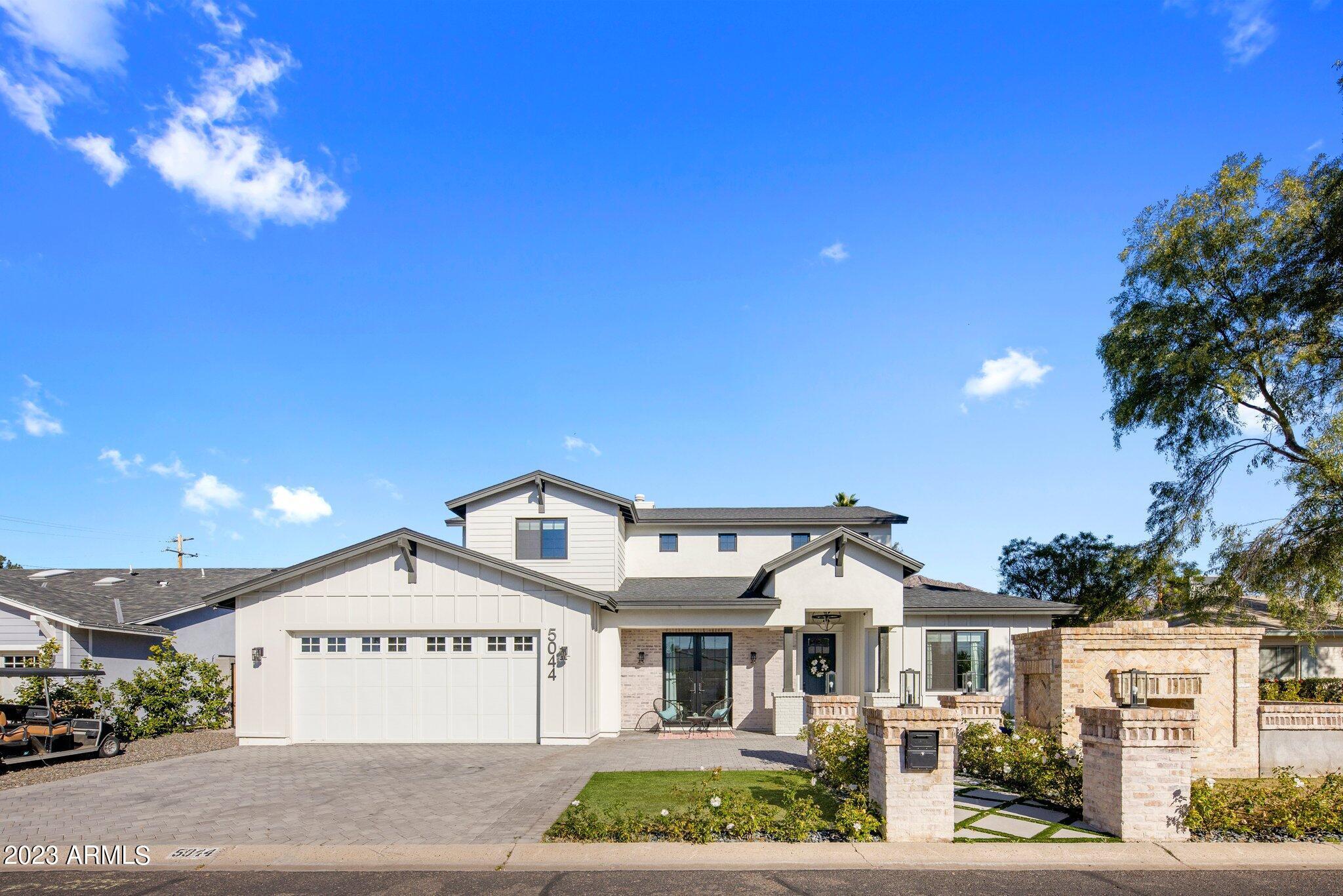 5044 E Weldon Avenue  Phoenix AZ 85018 photo