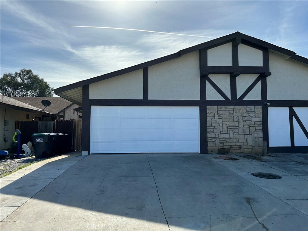 Property Photo:  23845 Betts Place  CA 92553 