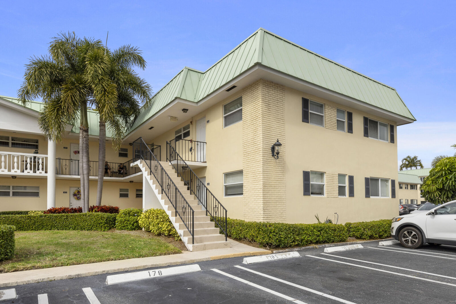 Property Photo: 28 Colonial Club Drive 205 FL 33435