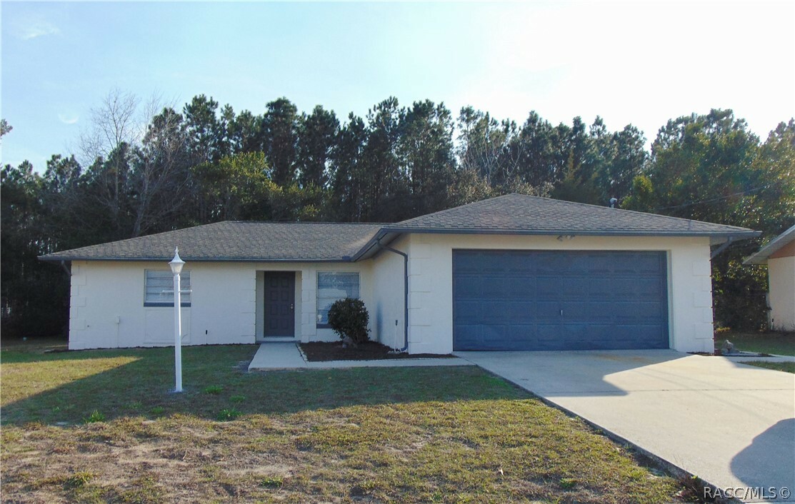 Property Photo:  928 W Buttonbush Drive  FL 34465 