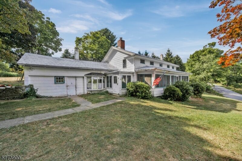Property Photo:  95 Lusscroft Road  NJ 07461 