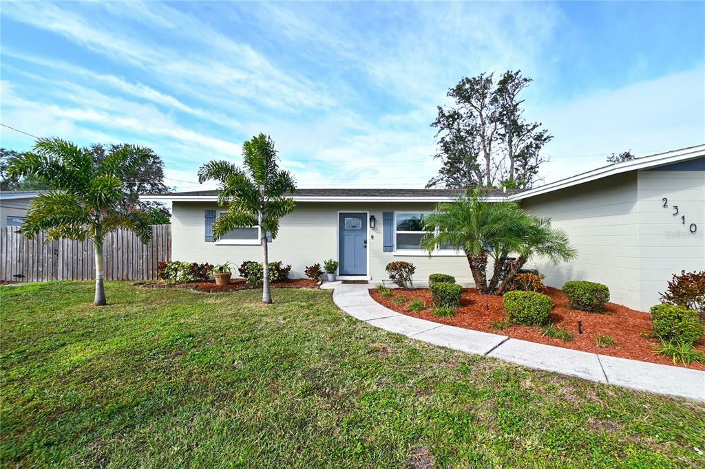 Property Photo: 2310 33rd Street W FL 34205