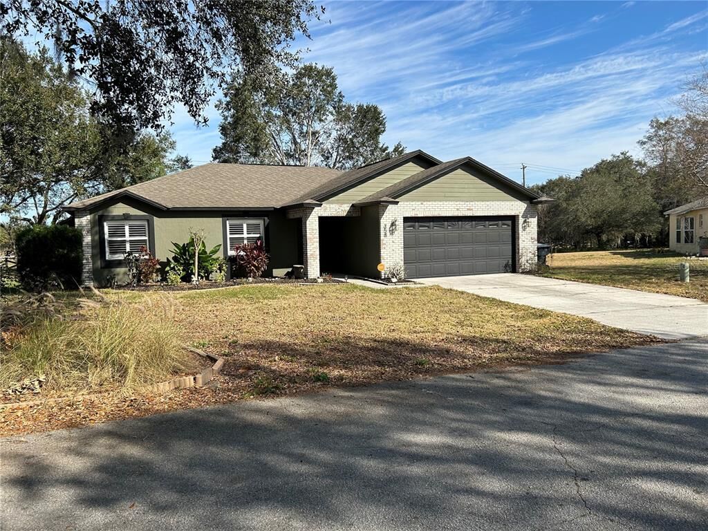 Property Photo:  358 Glenridge Loop N  FL 33809 