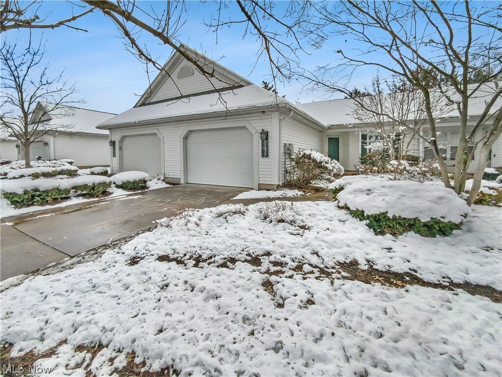 Property Photo:  33977 Morning Glory Lane  OH 44039 