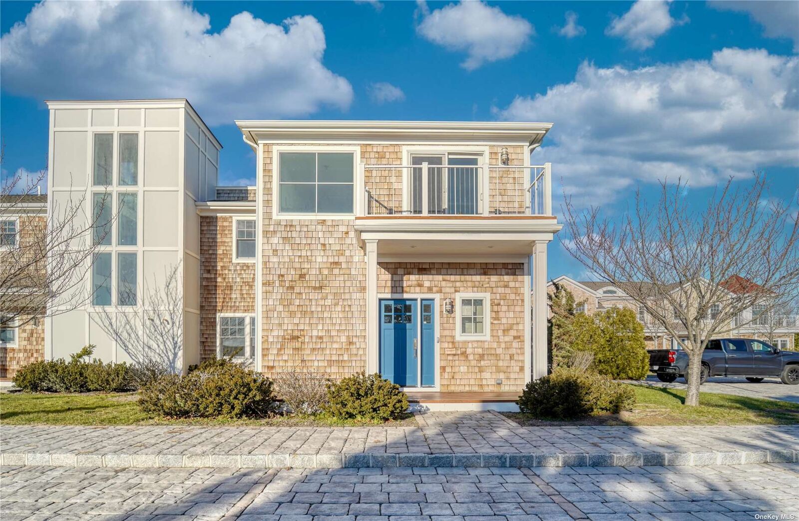 Property Photo:  68 Foster Avenue 12  NY 11946 