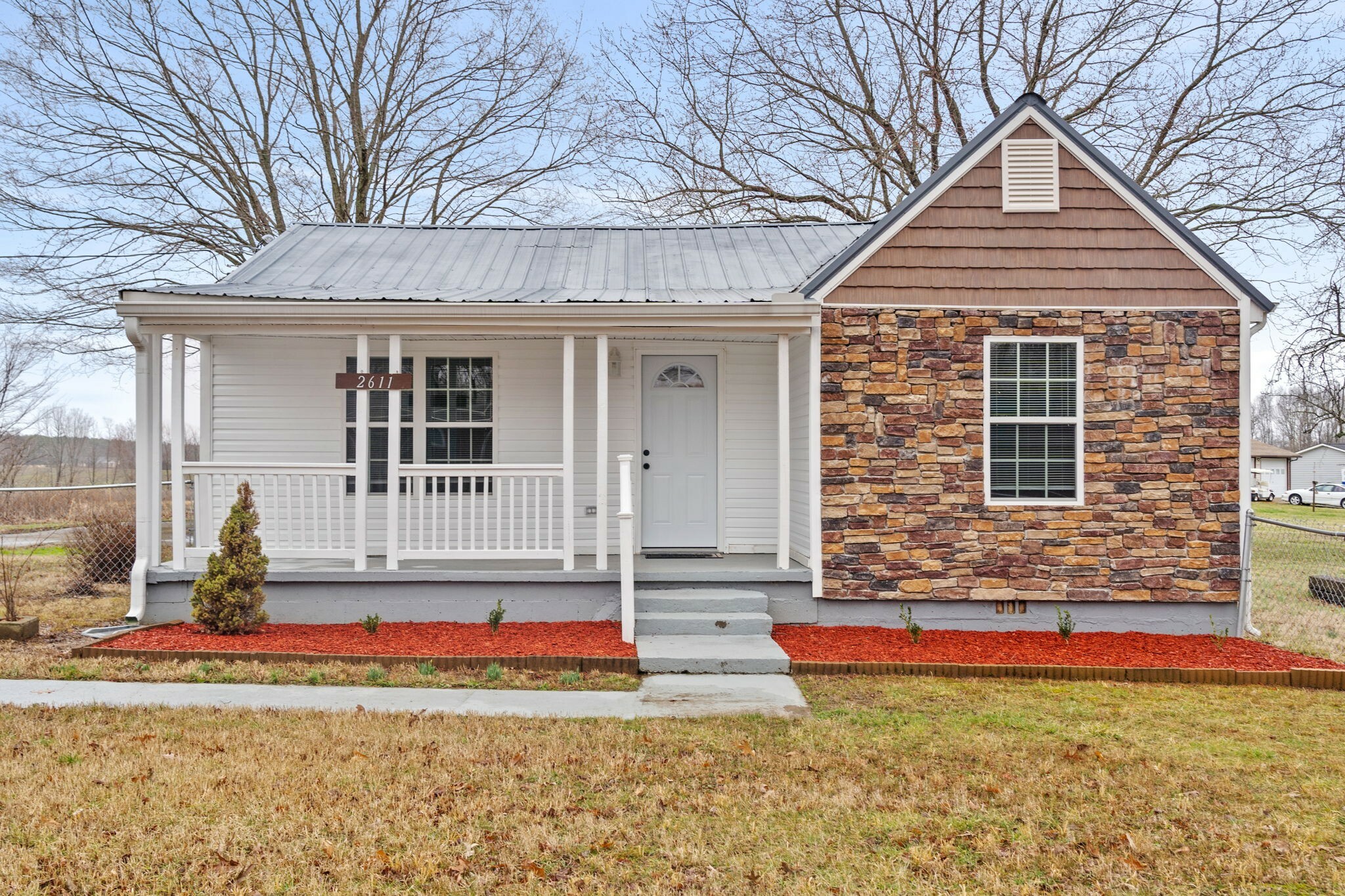 Property Photo:  2611 Liverpool Rd  TN 37191 