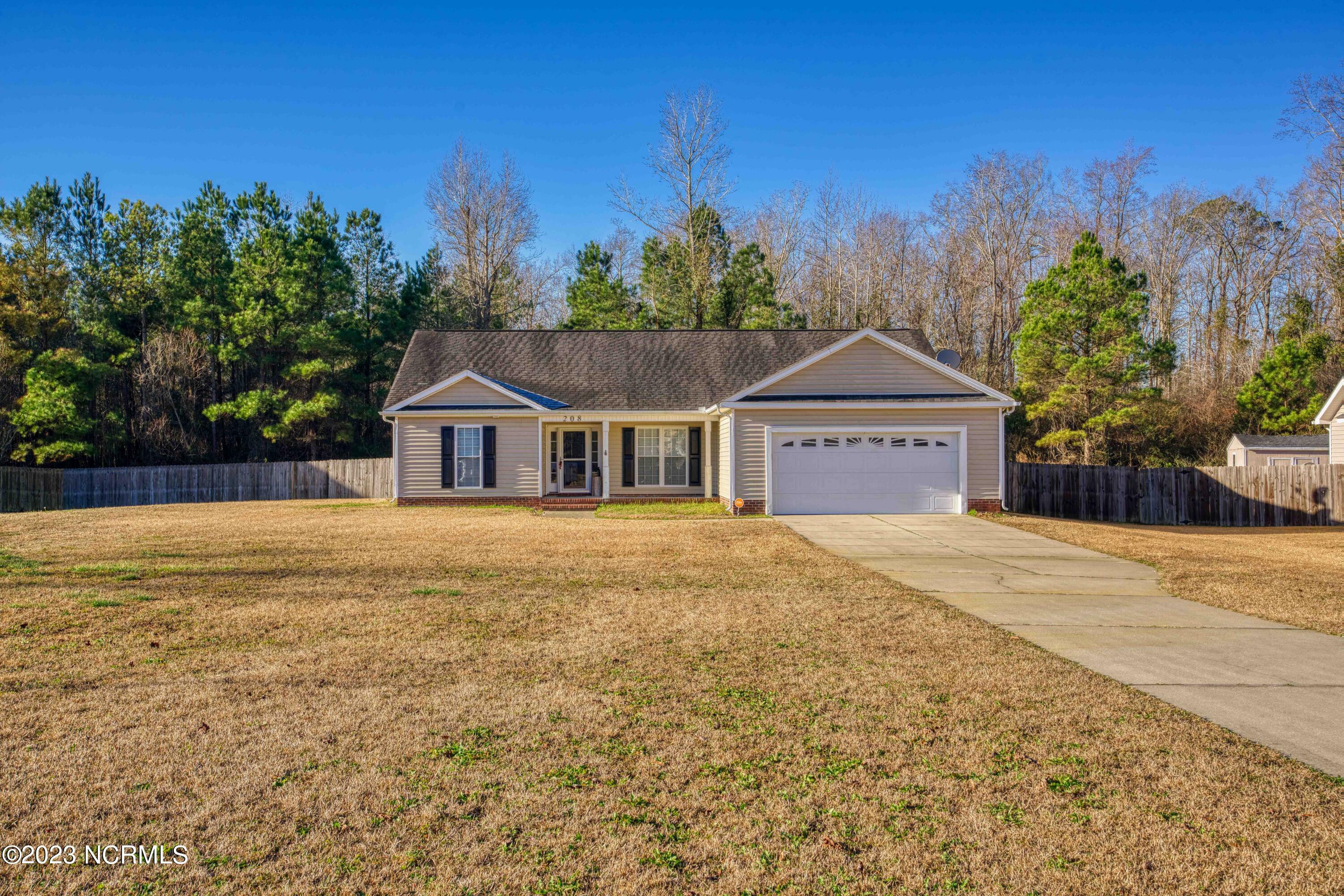 Property Photo: 208 Dartmoor Trail NC 28540