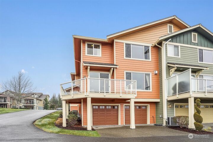 Property Photo:  9216  Merritt Avenue SE  WA 98065 