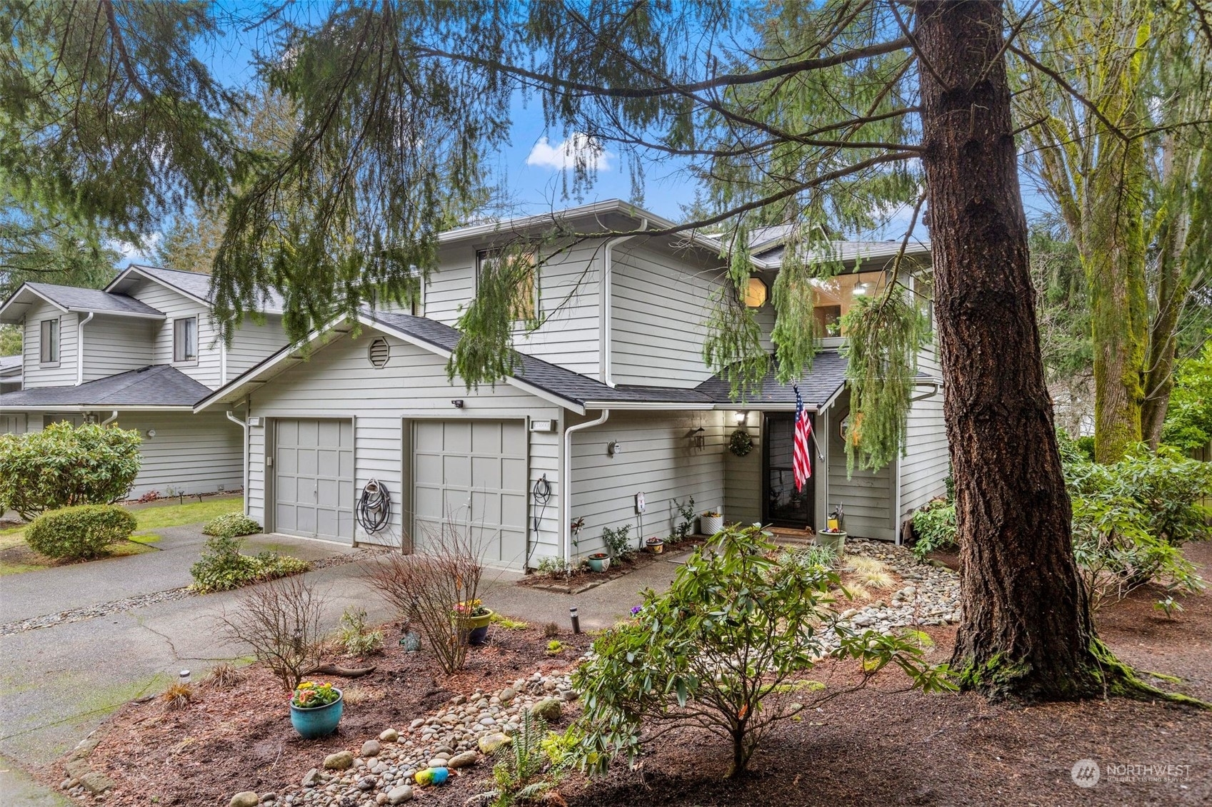 Property Photo:  16008 NE 42nd Court 15D  WA 98052 