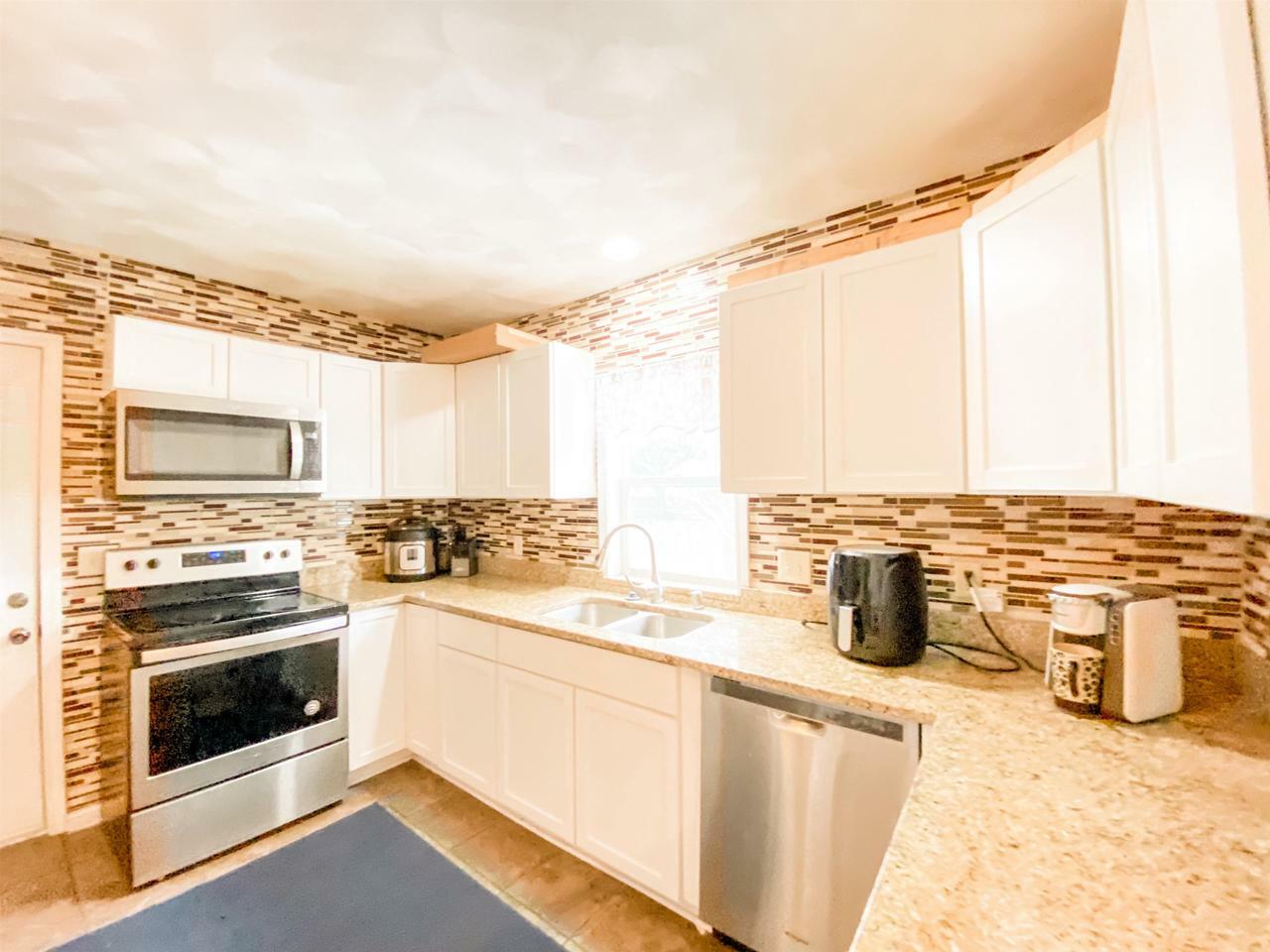 Property Photo: 1115 Bouchard Ave WI 53546