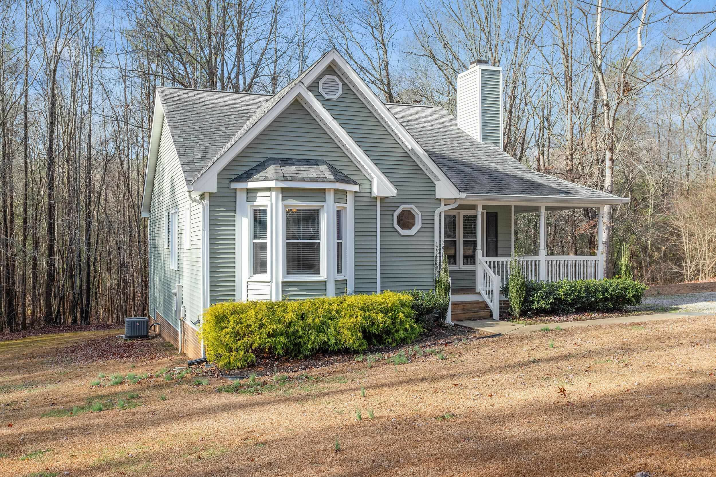 Property Photo:  2200 Canterbury  NC 27520 