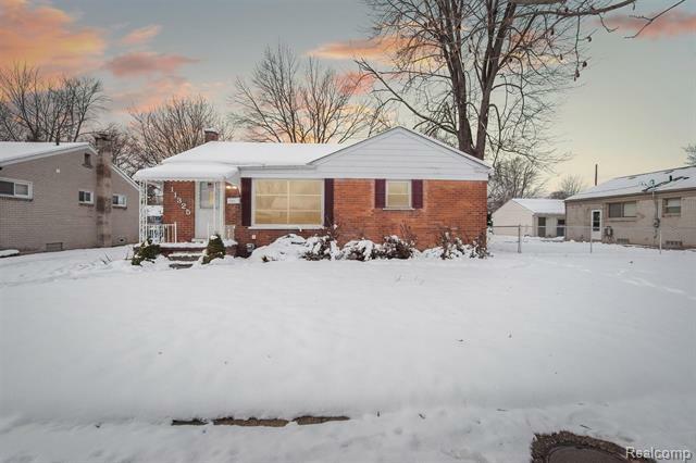 Property Photo:  11325  Milburn  MI 48150 