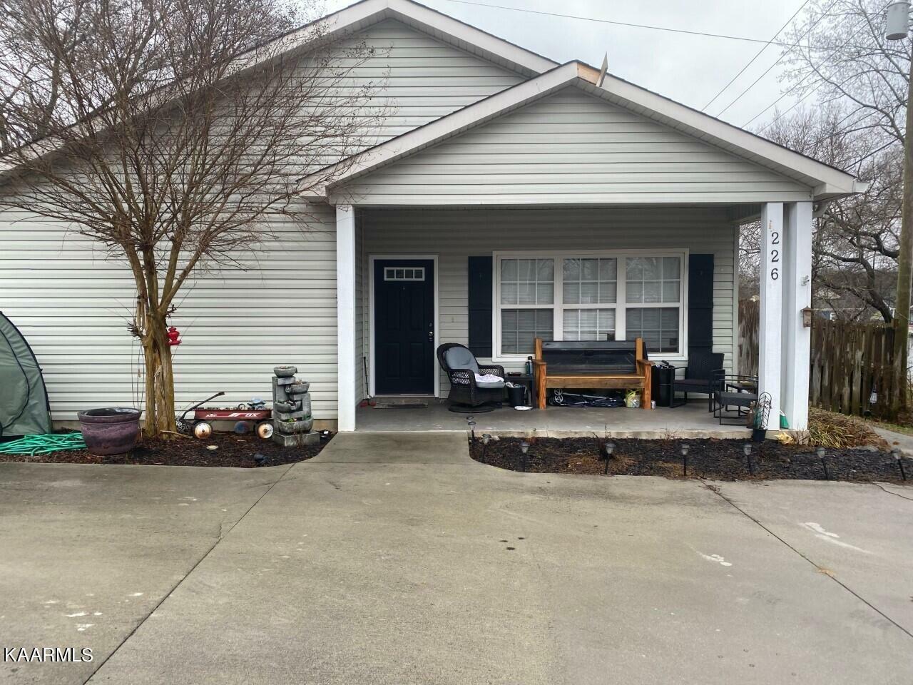 Property Photo:  226 Harding St  TN 37701 