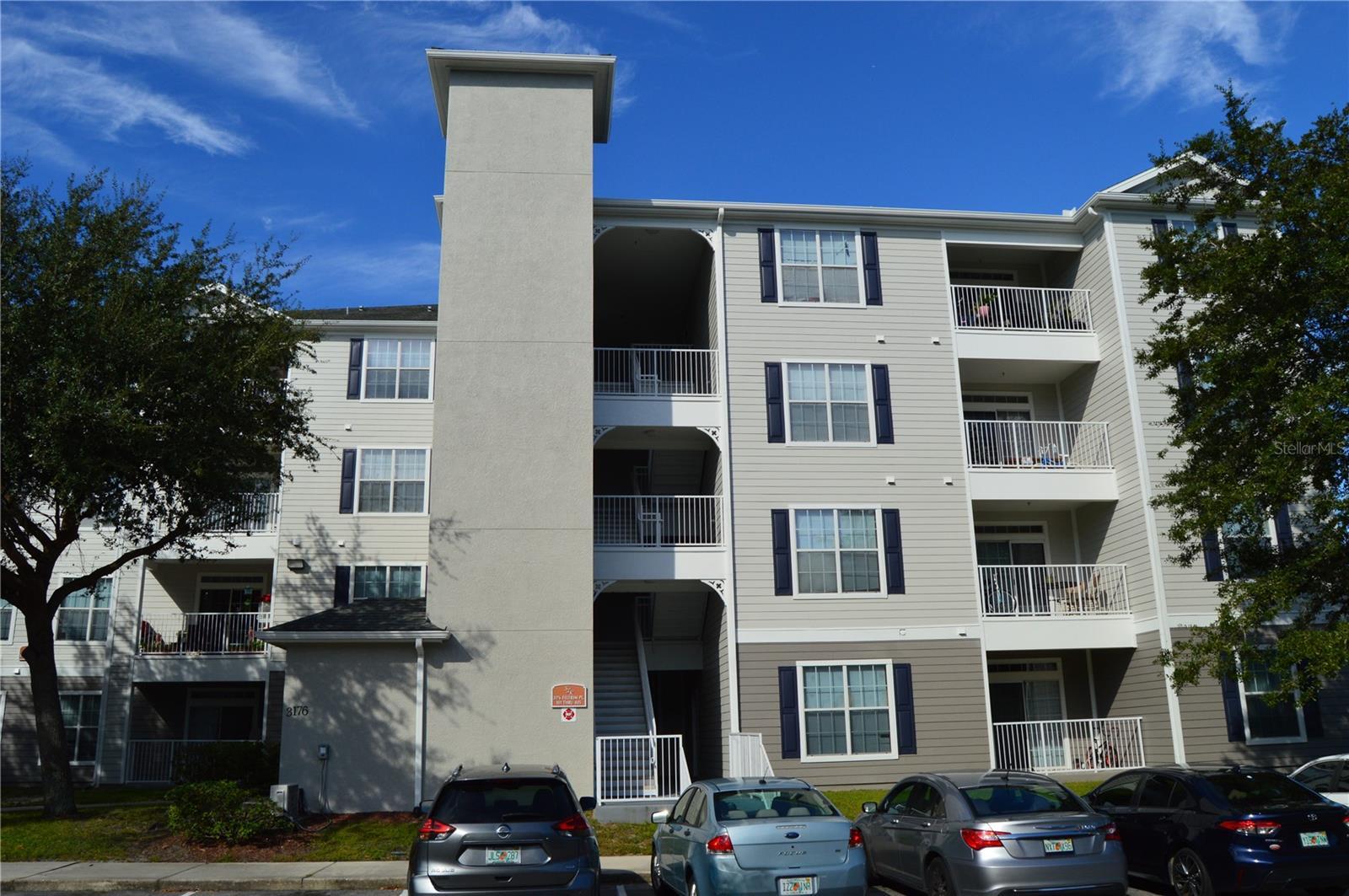 Property Photo: 3176 Feltrim Place 305 FL 34747