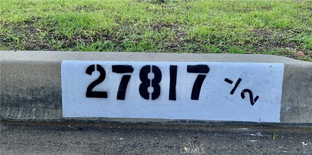 Property Photo: 27817 Hawthorne Blvd 1/2 CA 90275