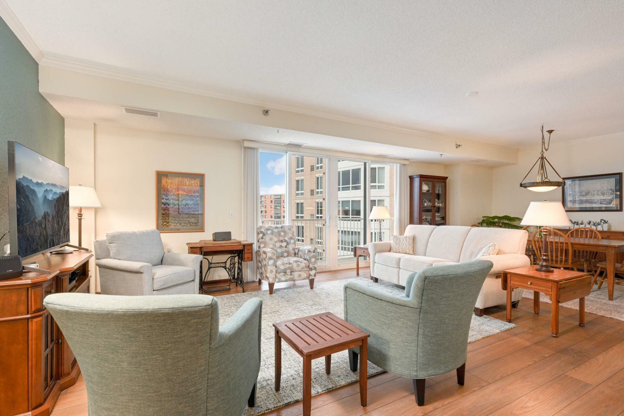 Property Photo: 6600 Lyndale Avenue S 804 MN 55423