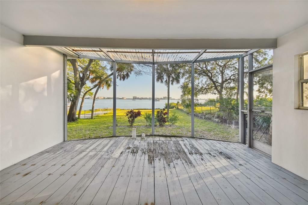 Property Photo:  5112 31st Avenue S  FL 33707 