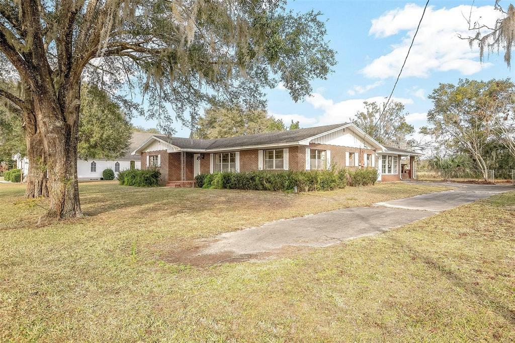 Property Photo:  149 S Volusia Avenue  FL 32180 