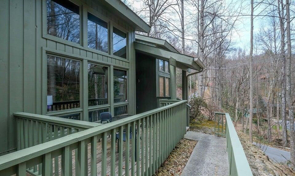 Property Photo:  1228 Ski Mountain Road  TN 37738