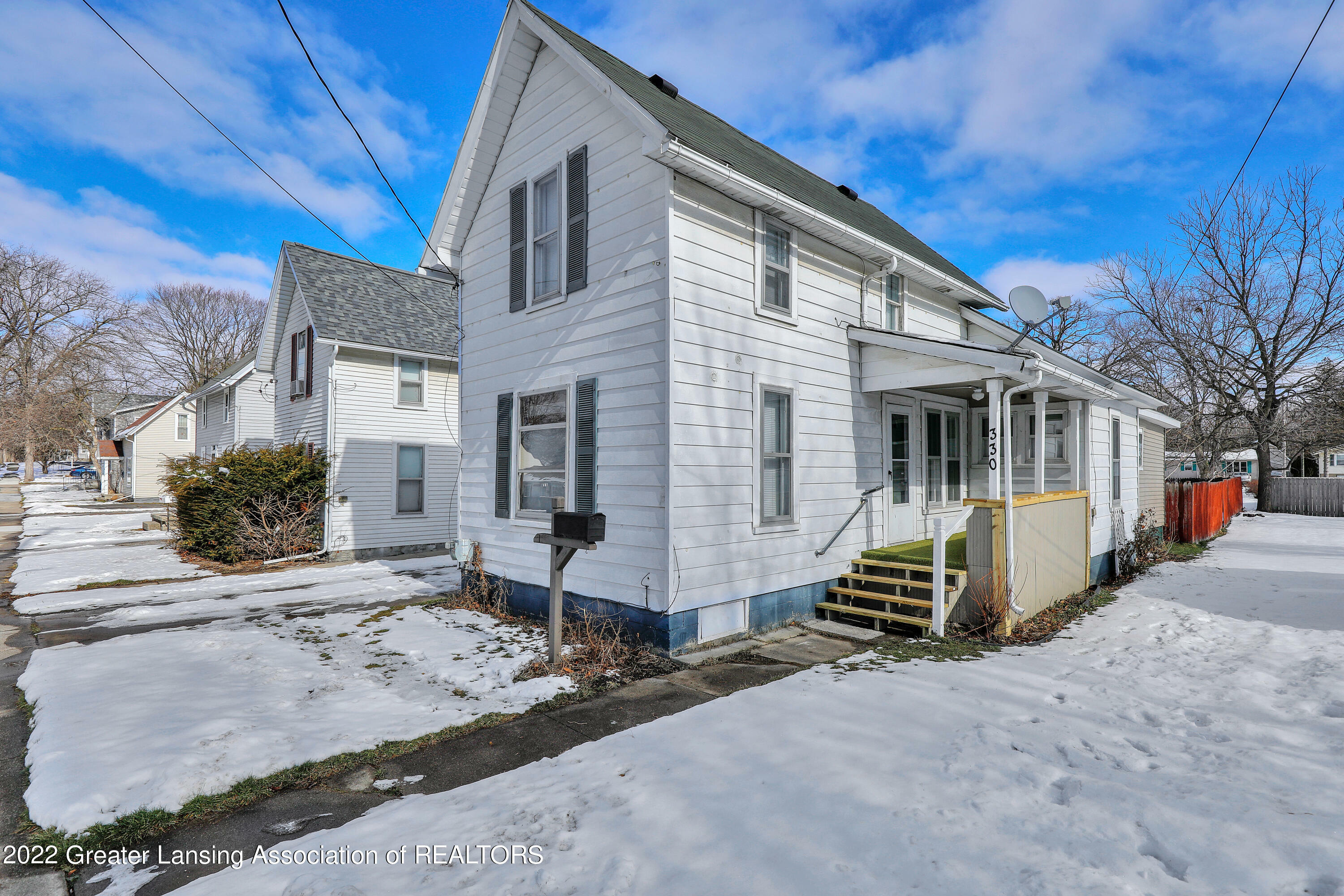 Property Photo: 330 Gilbert Street MI 48867