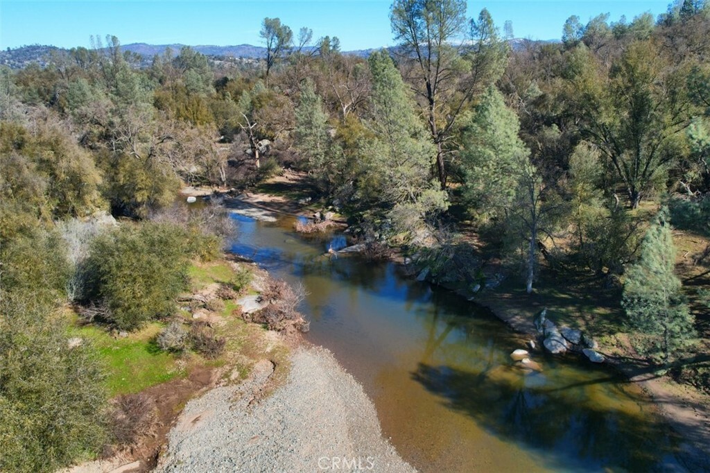 Property Photo:  3989 A-B Buckeye Road  CA 95338 