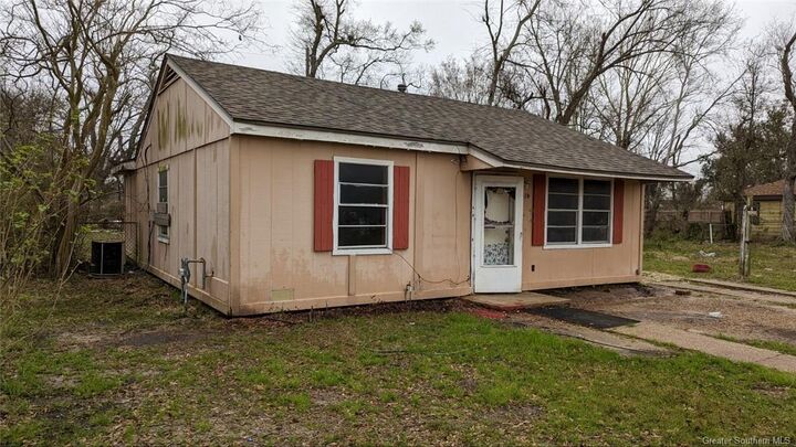 2416 9th Street  Lake Charles LA 70601 photo