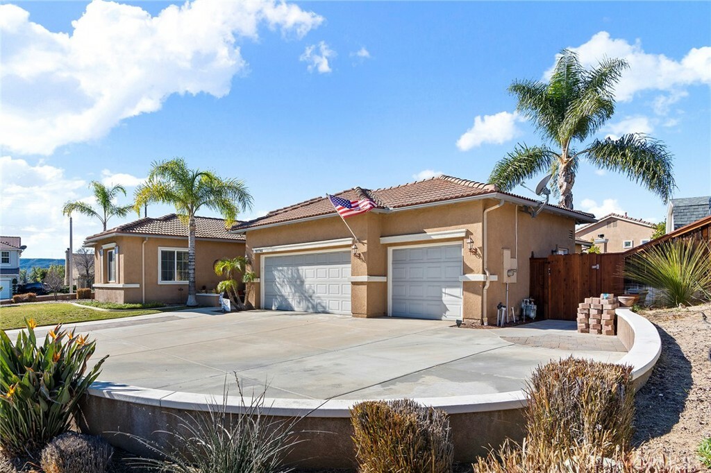 Property Photo:  23765 Adams Avenue  CA 92562 