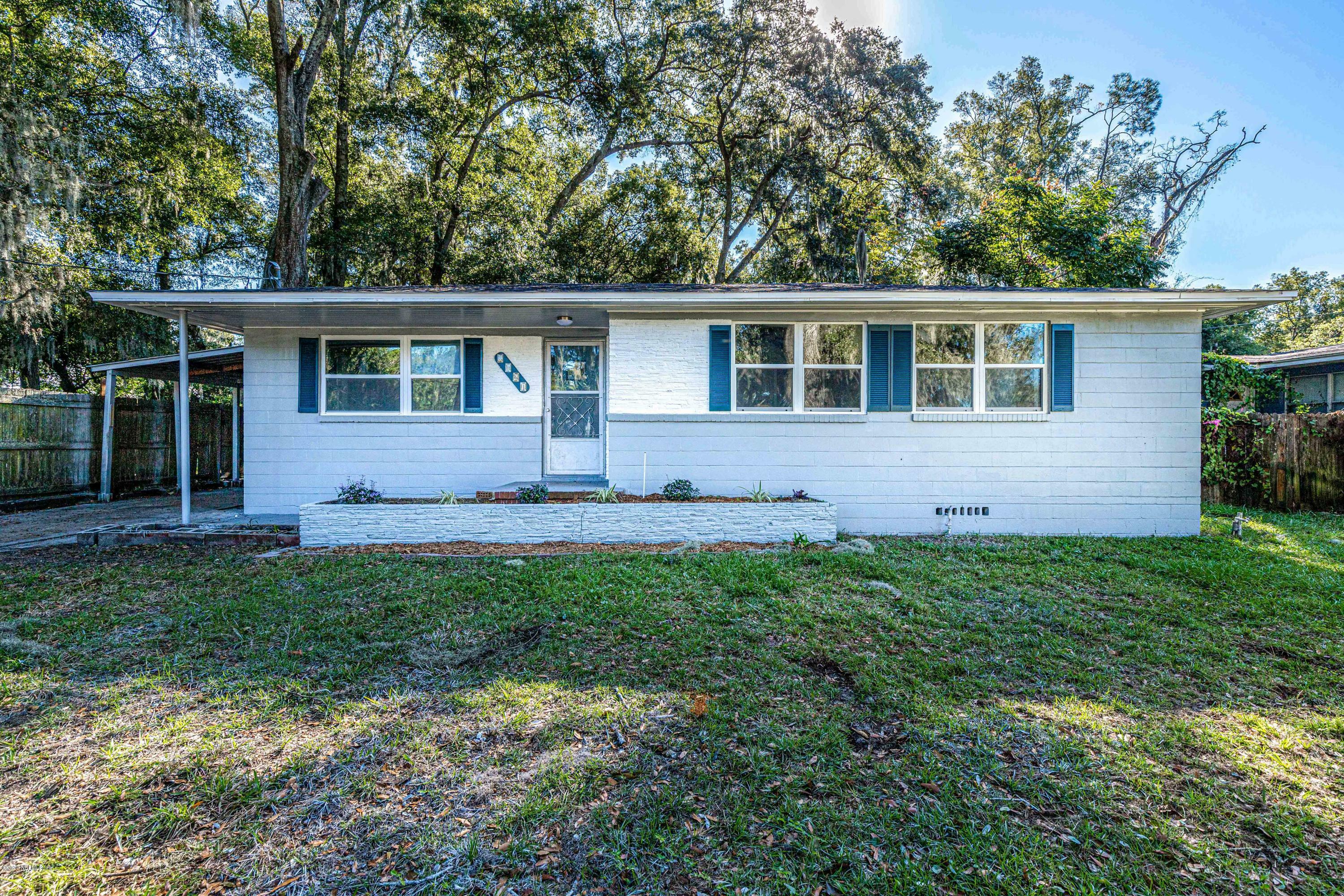 Property Photo:  8061 Bond Drive  FL 32208 