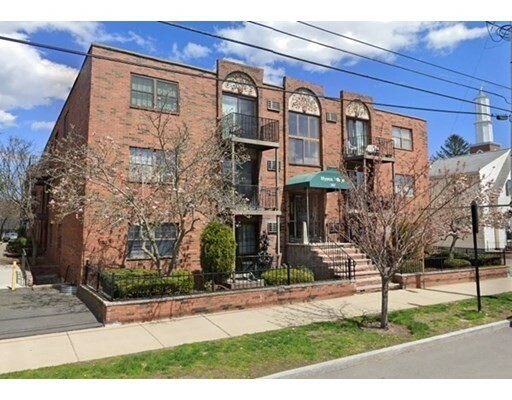 Property Photo: 358 Broadway 17 MA 01904