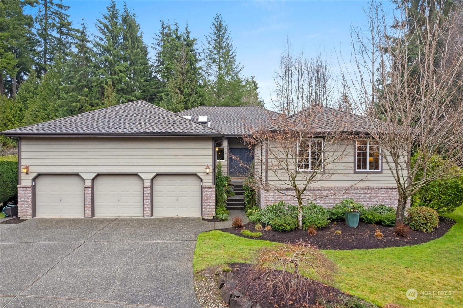 Property Photo:  17016 183rd Place NE  WA 98072 