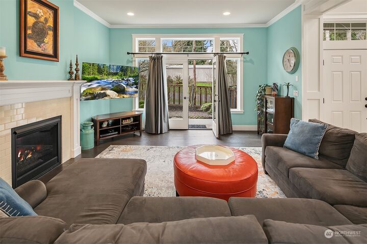 Property Photo: 26620 NE Valley Street WA 98019