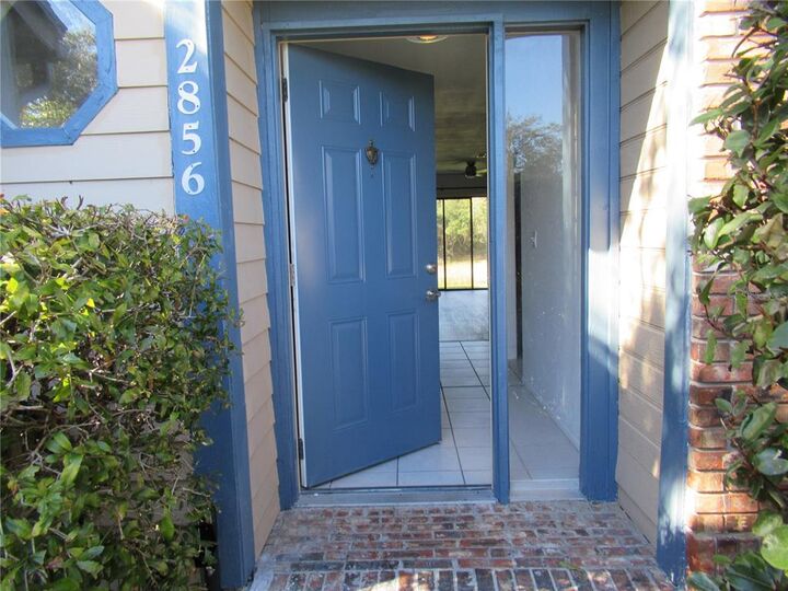 Property Photo: 2856 Wareham Court FL 32707