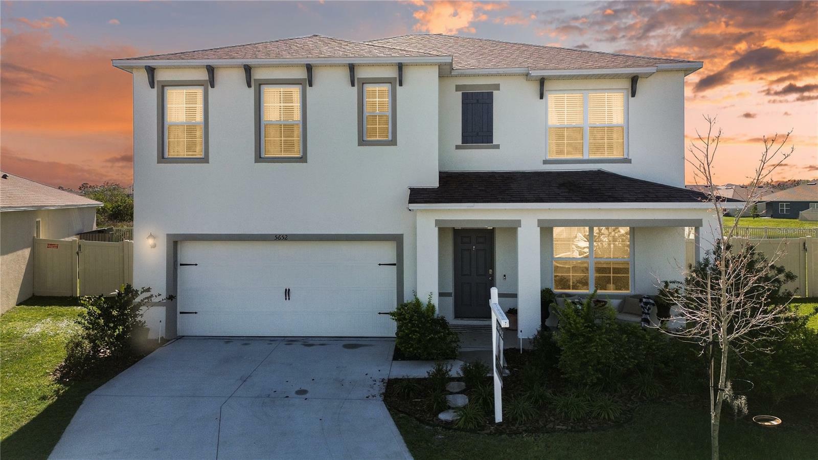 Property Photo:  5652 Peace River Drive  FL 33811 