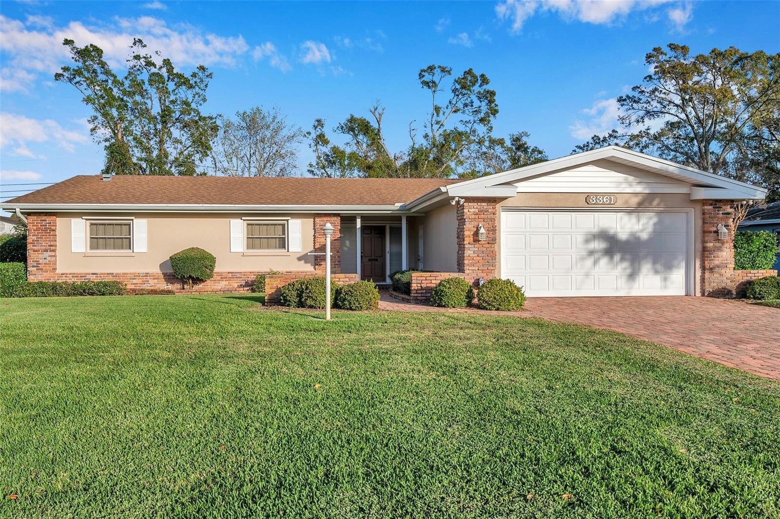 Property Photo:  3361 Walnut Street NE  FL 33704 