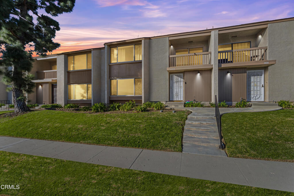 Property Photo:  1403 Iguana Circle  CA 93003 