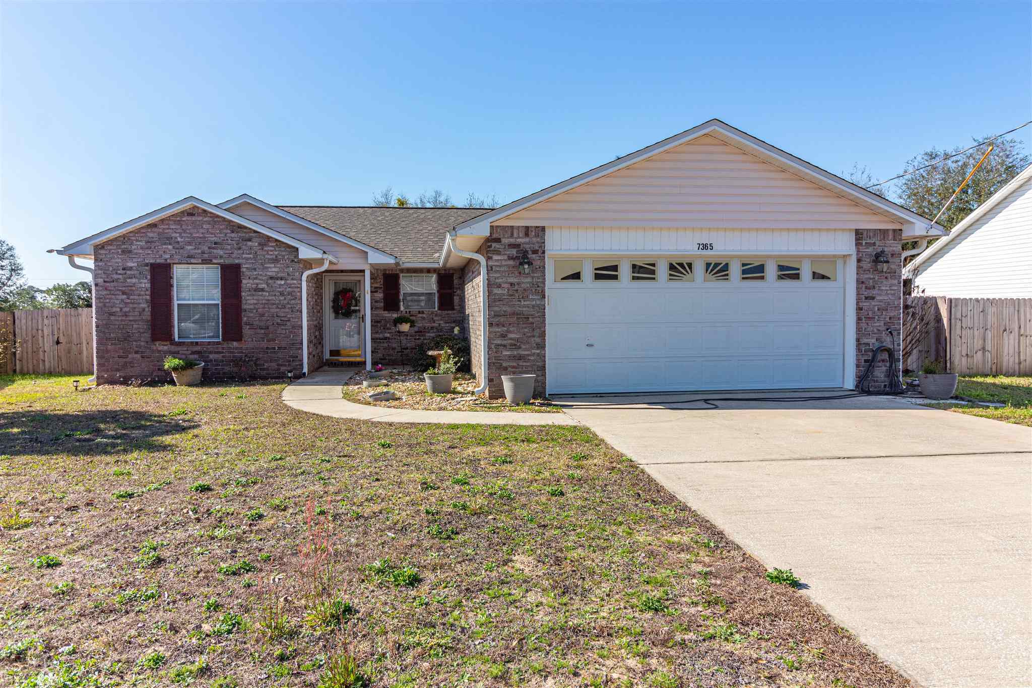 Property Photo: 7365 Westminster Dr FL 32566