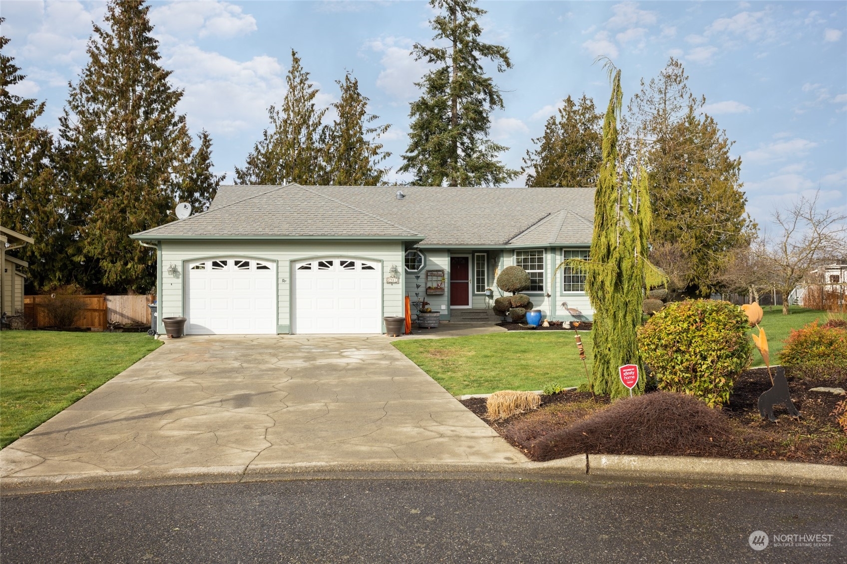 Property Photo:  2901 Montgomery Place  WA 98274 