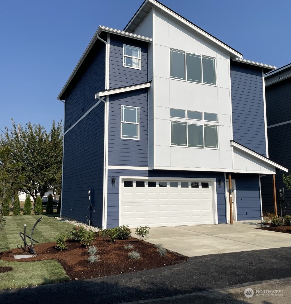 Property Photo:  347 N Kelsey Street A  WA 98272 