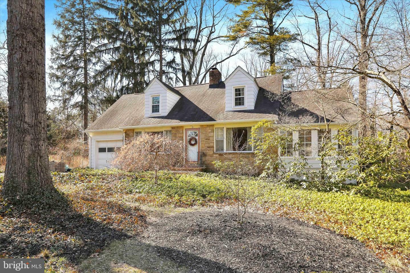 Property Photo: 15 Crown Terrace PA 19067