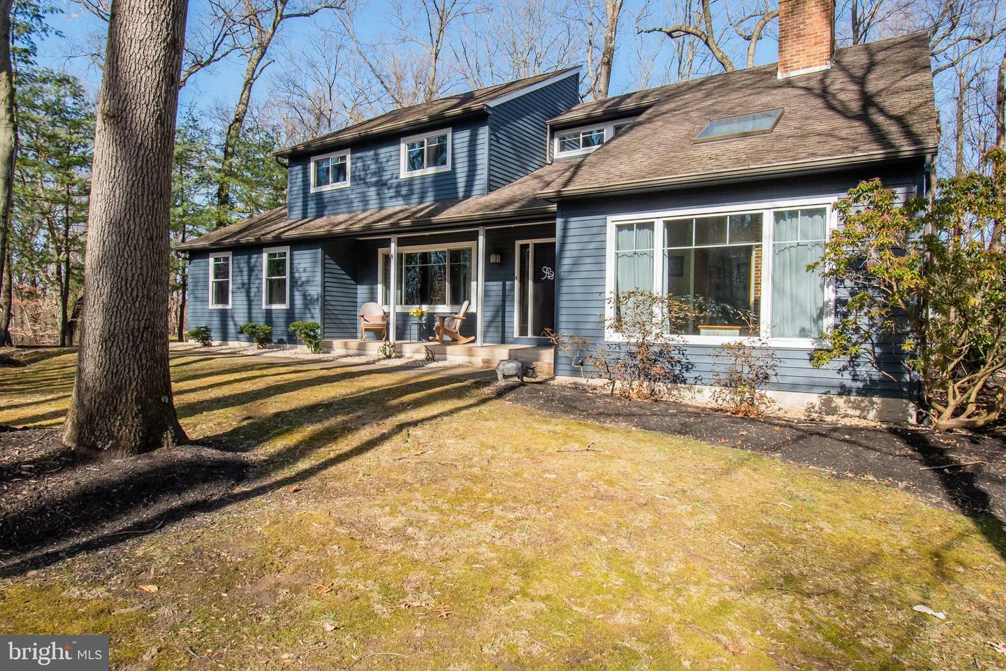 Property Photo:  2899 Snake Hill Road  PA 18902 