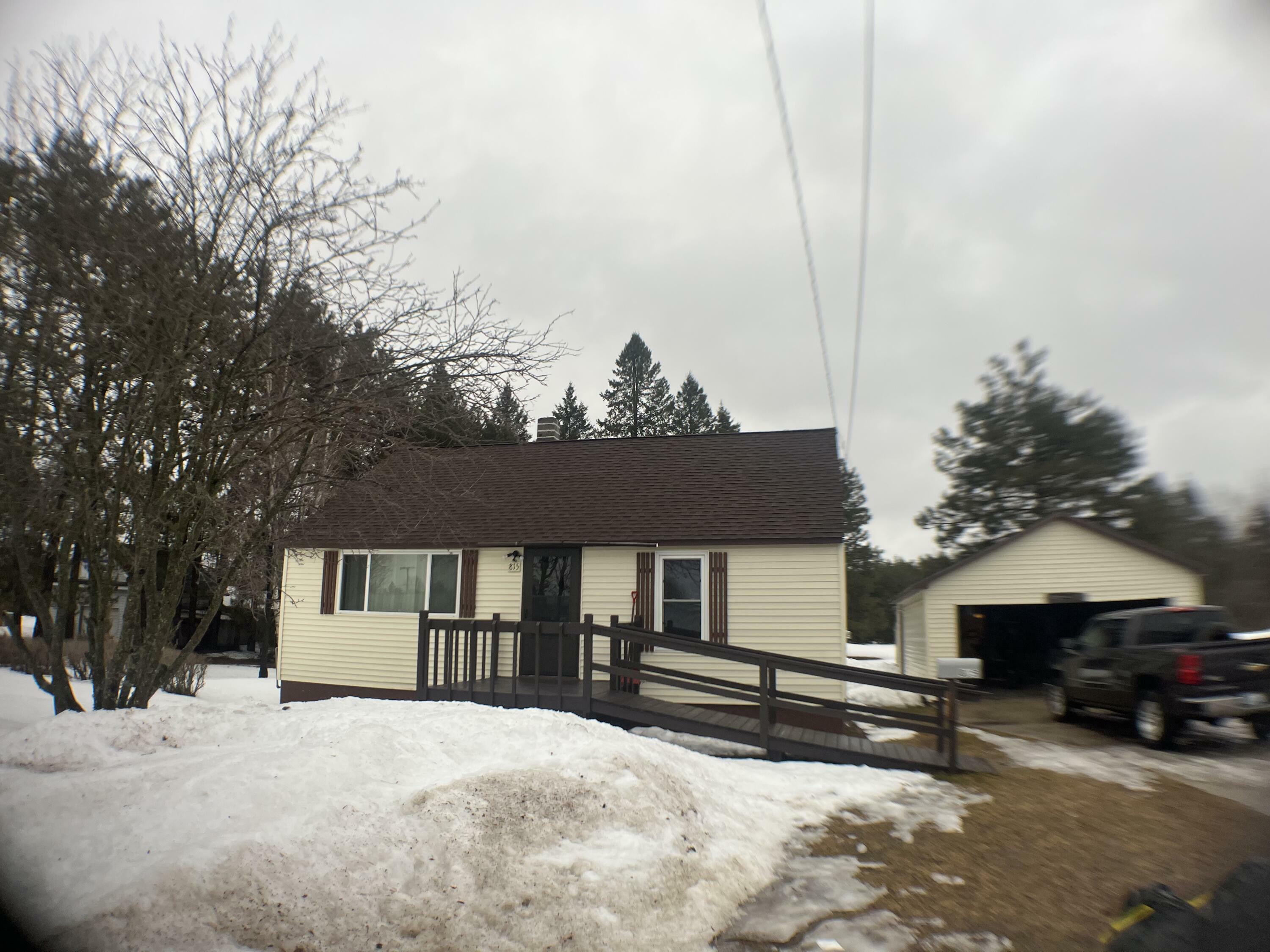 Property Photo:  815 East Limits St  MI 49868 