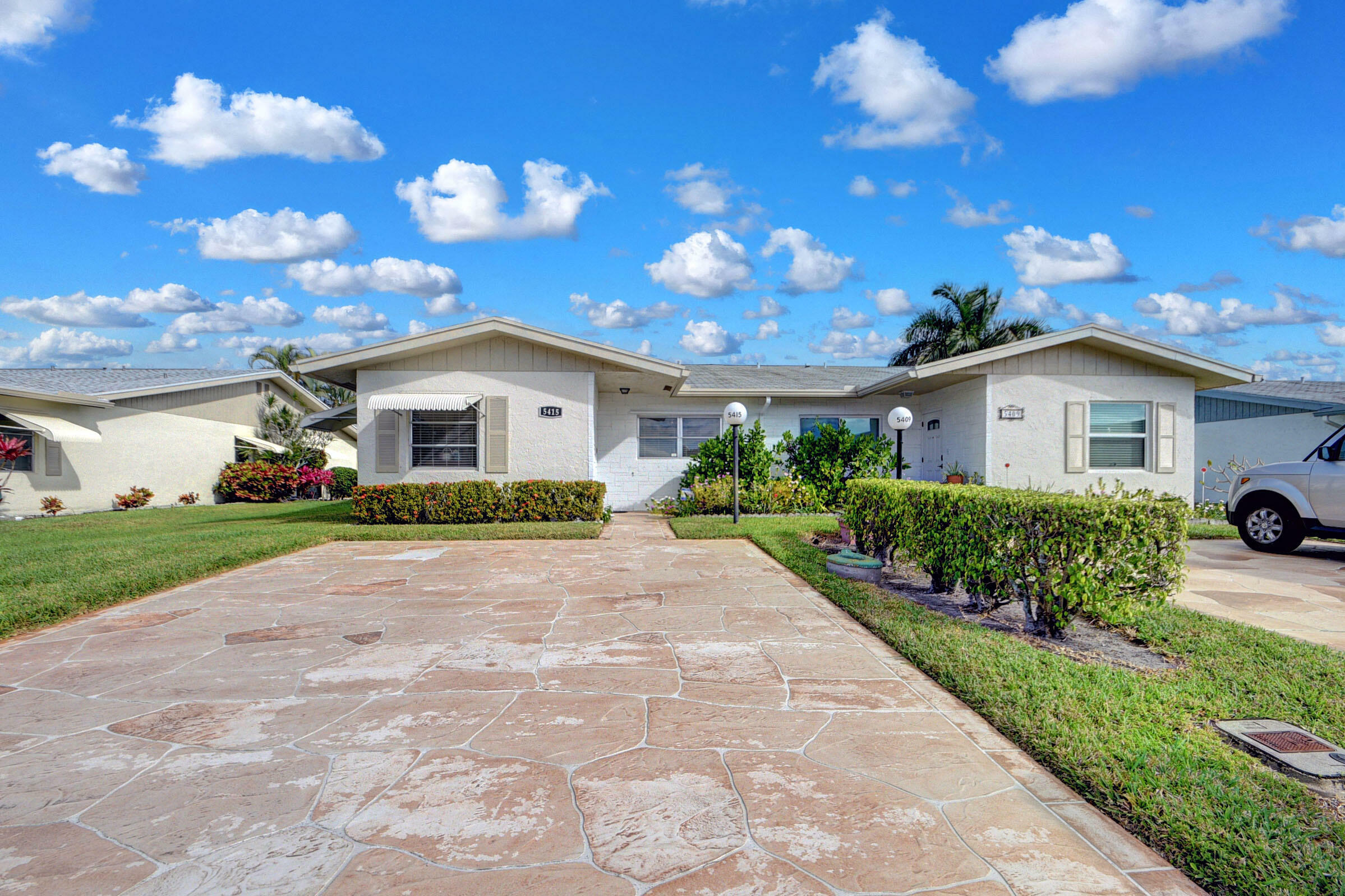 Property Photo: 5415 Mariesa Avenue FL 33417